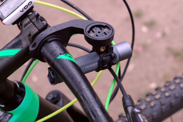 Uniwersalny uchwyt rowerowy lampki latarki mocowanie GoPro BM-03 - obrazek 4