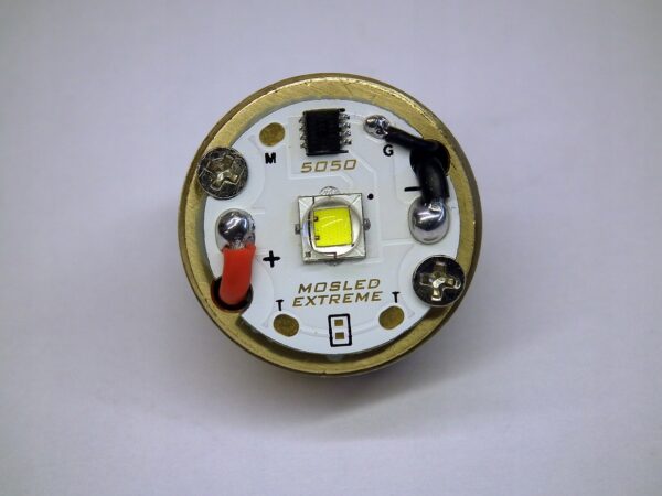 Bocialarka Convoy S21A 1800lm SST-40 5000K spot
