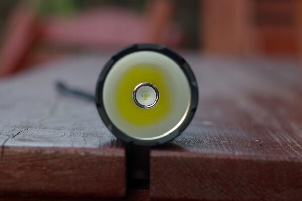 Bocialarka Convoy M21A SFT-40 2500lm 600m ster 9A