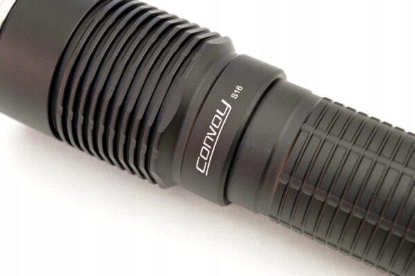 Bocialarka Convoy S16 2500lm SFT-40 6000K ster 9A