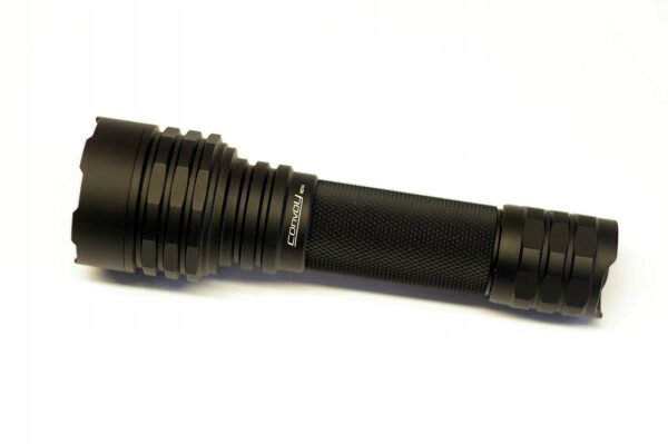 Bocialarka Convoy M21A SFT-40 2000lm szperacz 500m