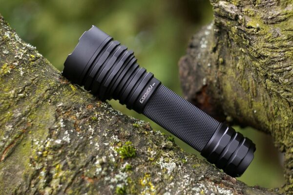 Bocialarka Convoy M21A SFT-40 2500lm 600m ster 9A